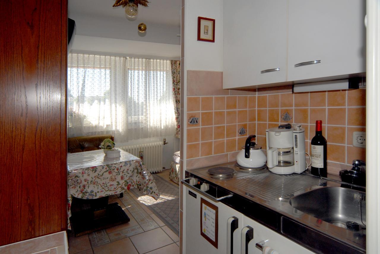 Haus Wessel Hotel Кьолн Екстериор снимка